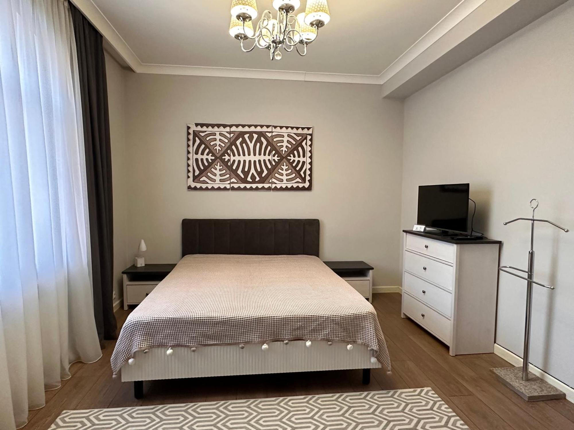 Aikol Guesthouse Bishkek Esterno foto